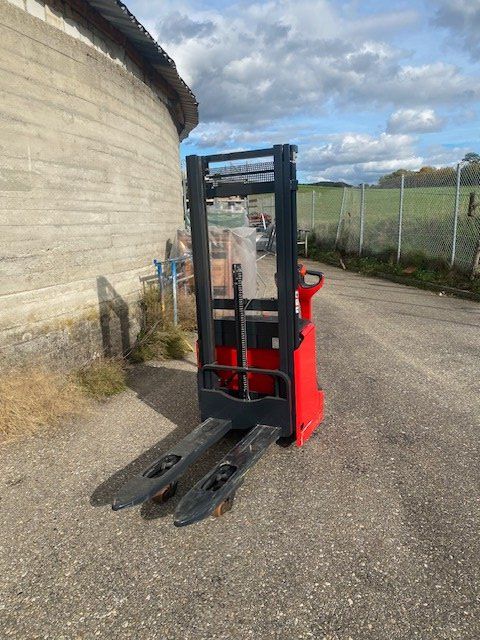 Linde Gabelstapler & Hubwagen: Linde Deichselstapler L12 – Gebraucht aus Laufen von VERARMUS11 4