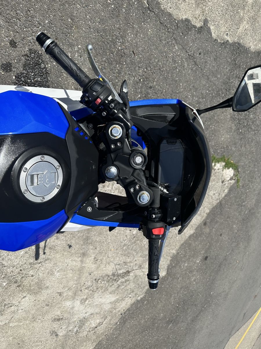 Route: Moto Watan GP2  – Défectueux à Treycovagnes par Campingcar65 4
