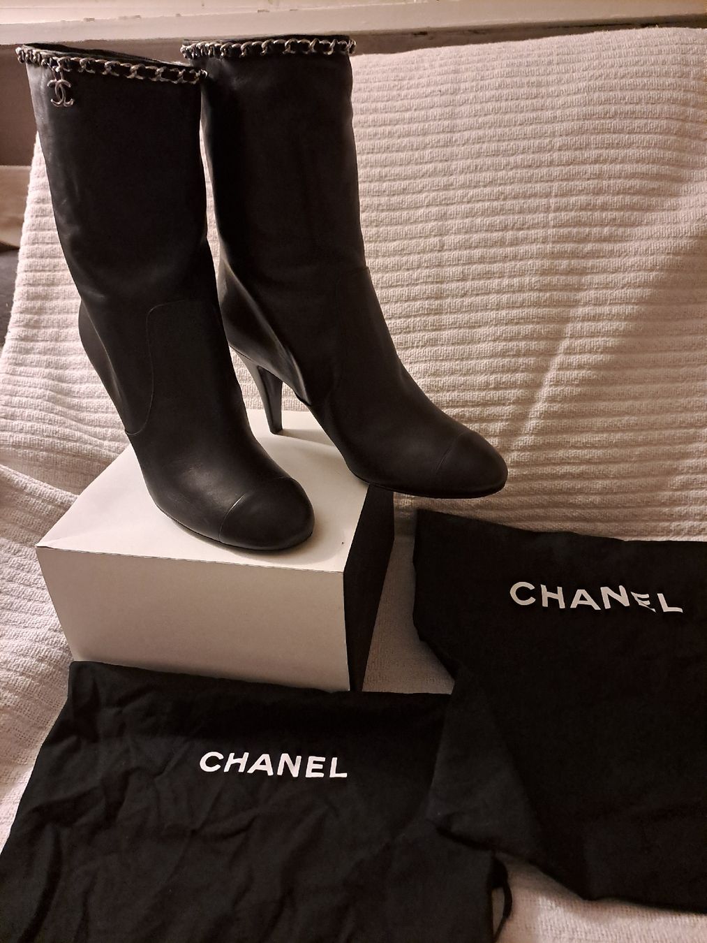 Chanel Scarpe da donna: Bottines Chanel – Nuovo e nell'imballaggio originale da Genève venduto da Cinely 5