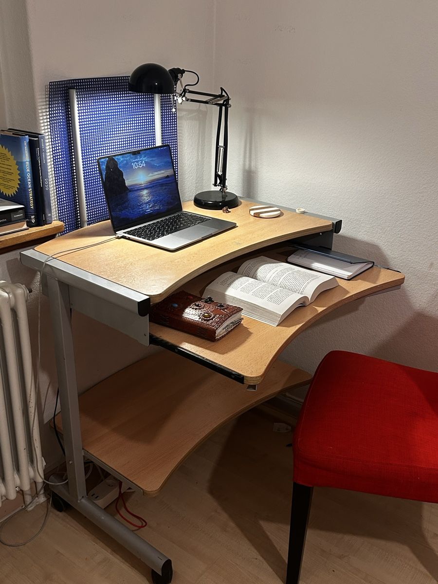Schreibtische: Study/Work Table – Gebraucht aus Zürich von par_75cp 1