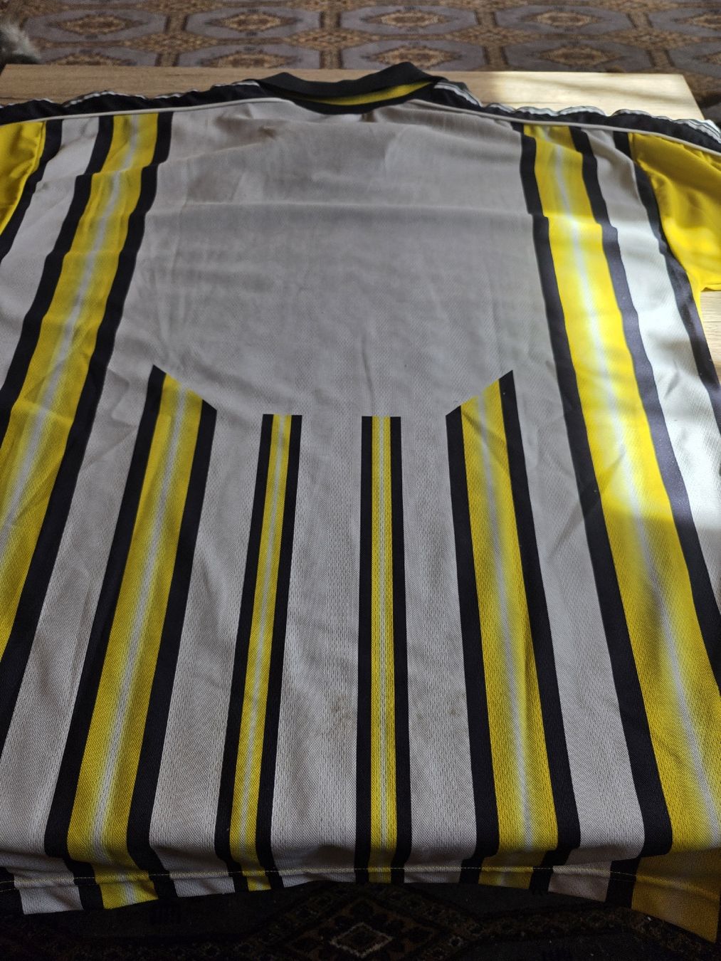 Dynamo Dresden Leibchen & Hosen: Dynamo Dresden Trikot Saison 99/00 mit Autogrammen  – Gebraucht aus Schiers von Olympia1987 1