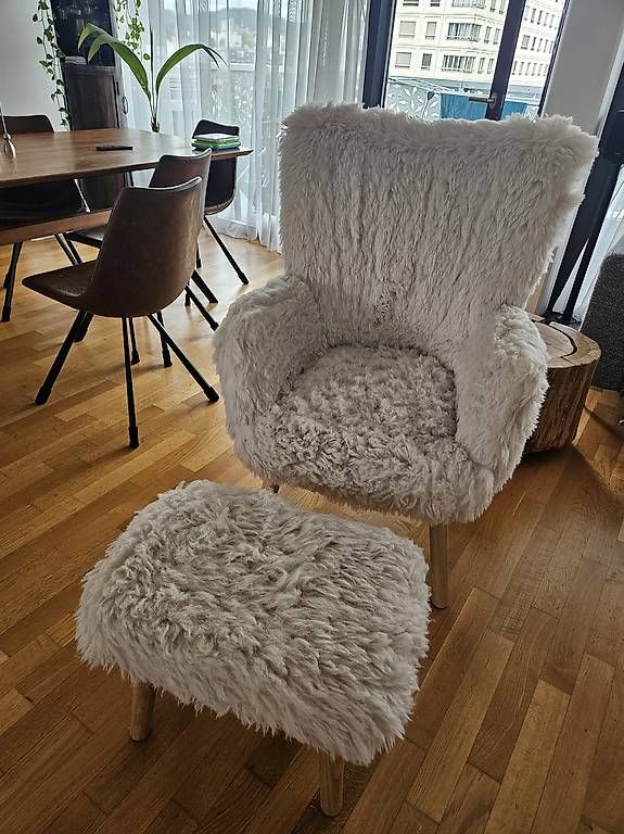 Poltrone: Sessel mit Hocker  Kunstfell – Usato da Schlieren venduto da S.Stepien 1