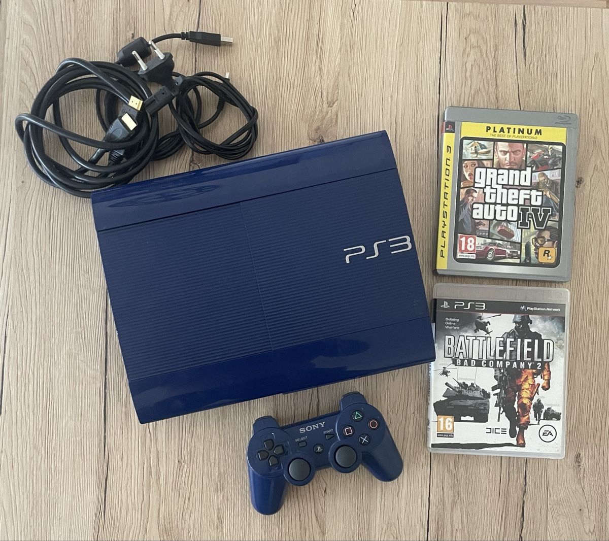 Sony Console: SONY PLAYSTATION 3 SUPERSLIM BLAU – Usato da Plons venduto da wartauchris 1