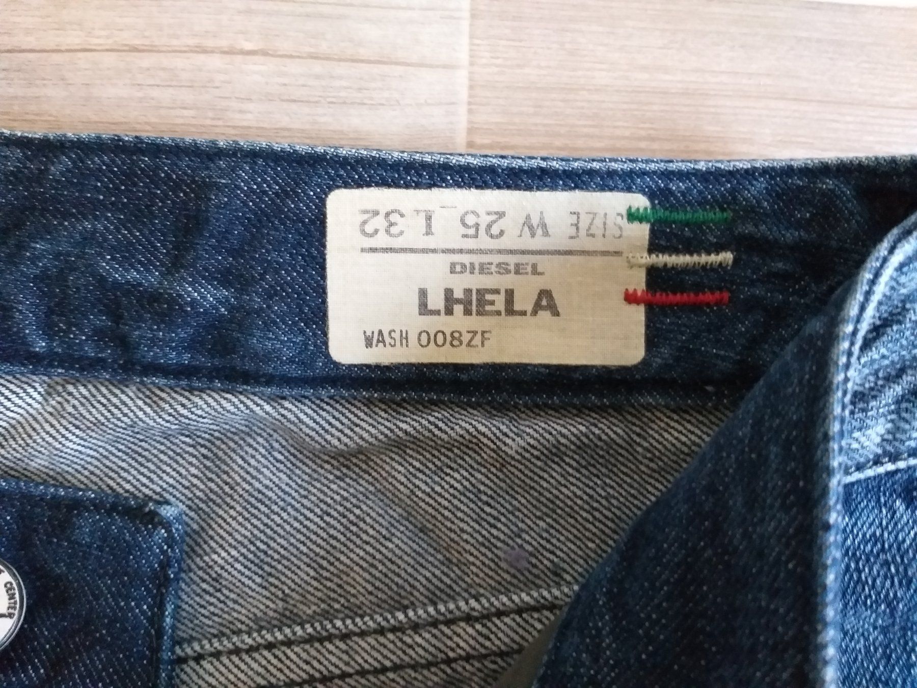 Diesel Jeans: DIESEL "LHELA" Jeans taille / Grosse W25 L32 – Gebraucht aus Cossonay-ville von Super-Price-Quality 4