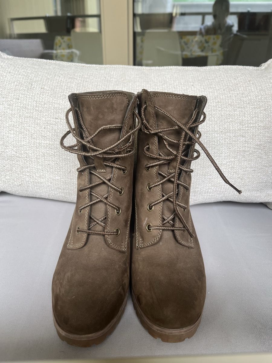 Timberland Damenschuhe: Stivale timberland – Gebraucht aus Zürich von ste_89cs 1