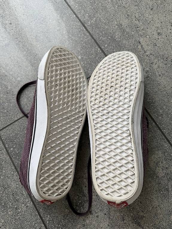 Vans Scarpe da uomo: Vans Sneaker bordeaux rot, Gr. 44.5 – Usato da Männedorf venduto da Techniker13 1