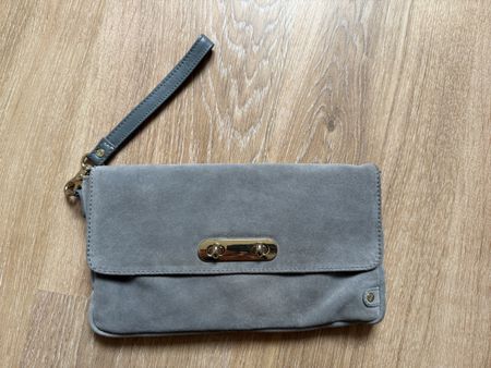Pochette cuir daim gris détails dorés DEPECHE