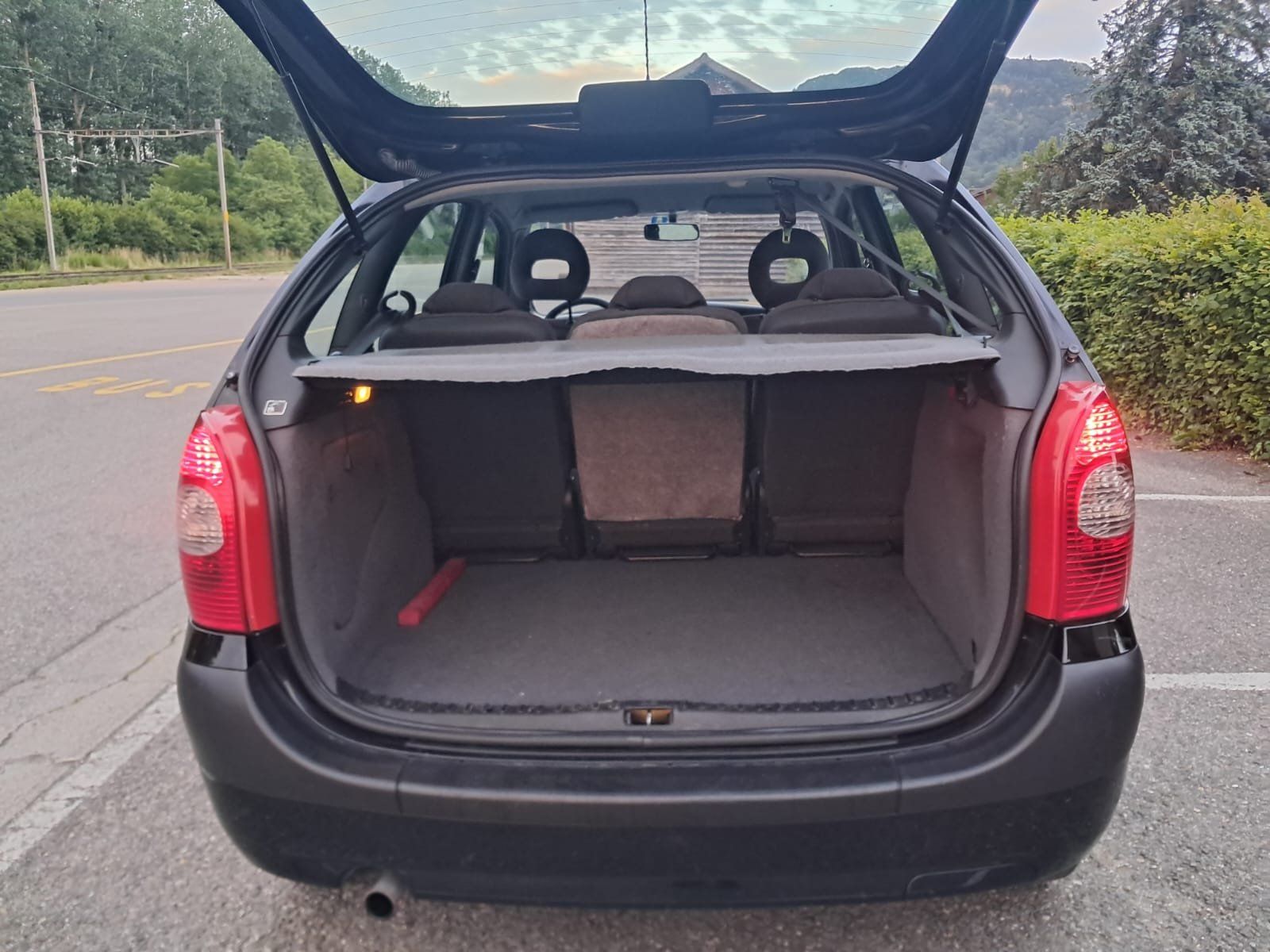 Citroën Automobili: Citroen picasso mfk 2026 ,124000 km – Usato da Yvonand venduto da Galaxy2000 6