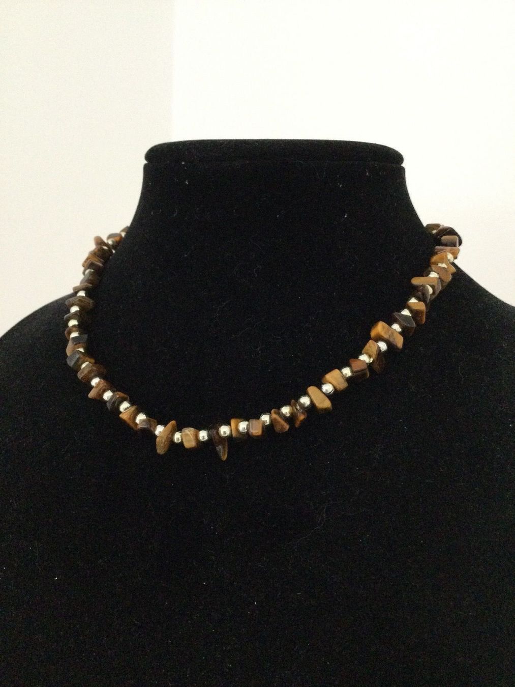 Colliers: Collier avec perles Œil du Tigre – Neuf (Voir description) à Agiez par chouchanelle 2