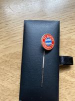 F.C .BAYERN MÜNCHEN ANSTECKNADEL E.V.( WANEY BITTE LESEN)