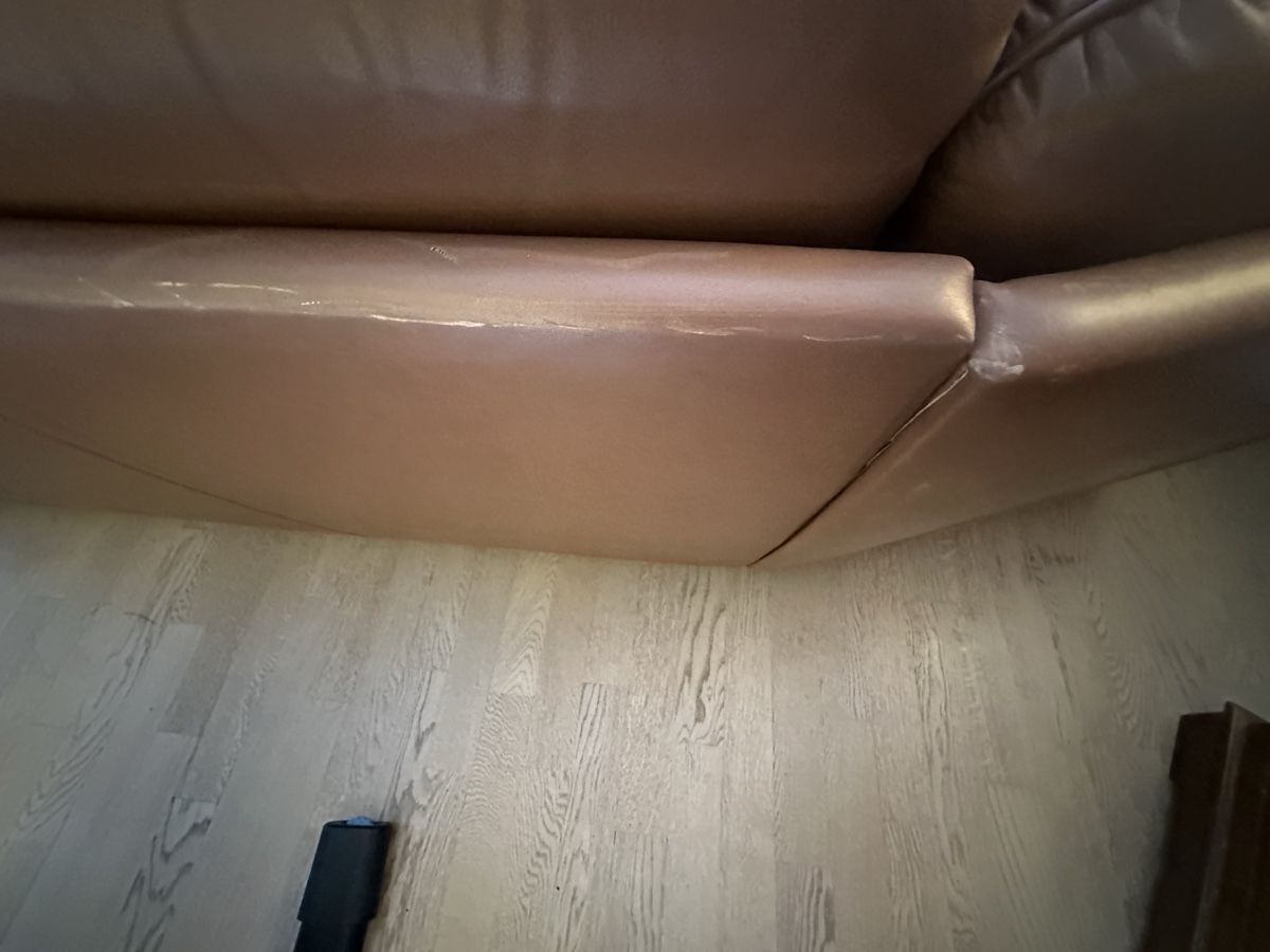 Sofas: Super Angebot!!!VINTAGE Ecksofa Leder!!! – D'occasion à Oberbipp par Angel_Queen 2