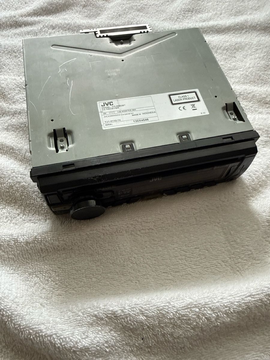 JVC Radio: JVC KD-R862BT mit Bluetooth CD – Usato da Bern venduto da Vinujhan 1
