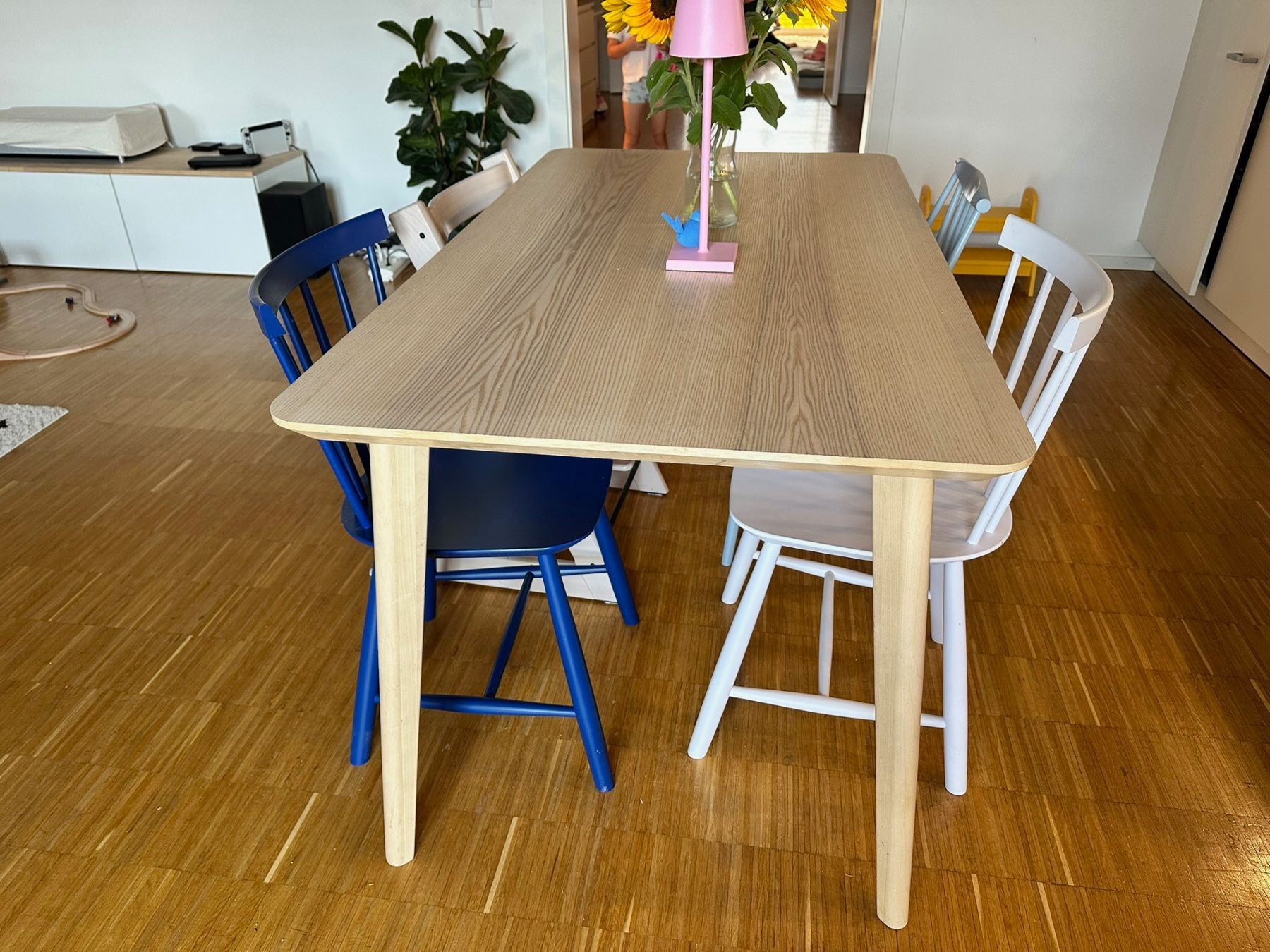 Ikea Tavoli: Massivholztisch – Nuovo (secondo la descrizione) da Zürich venduto da esz_r67s