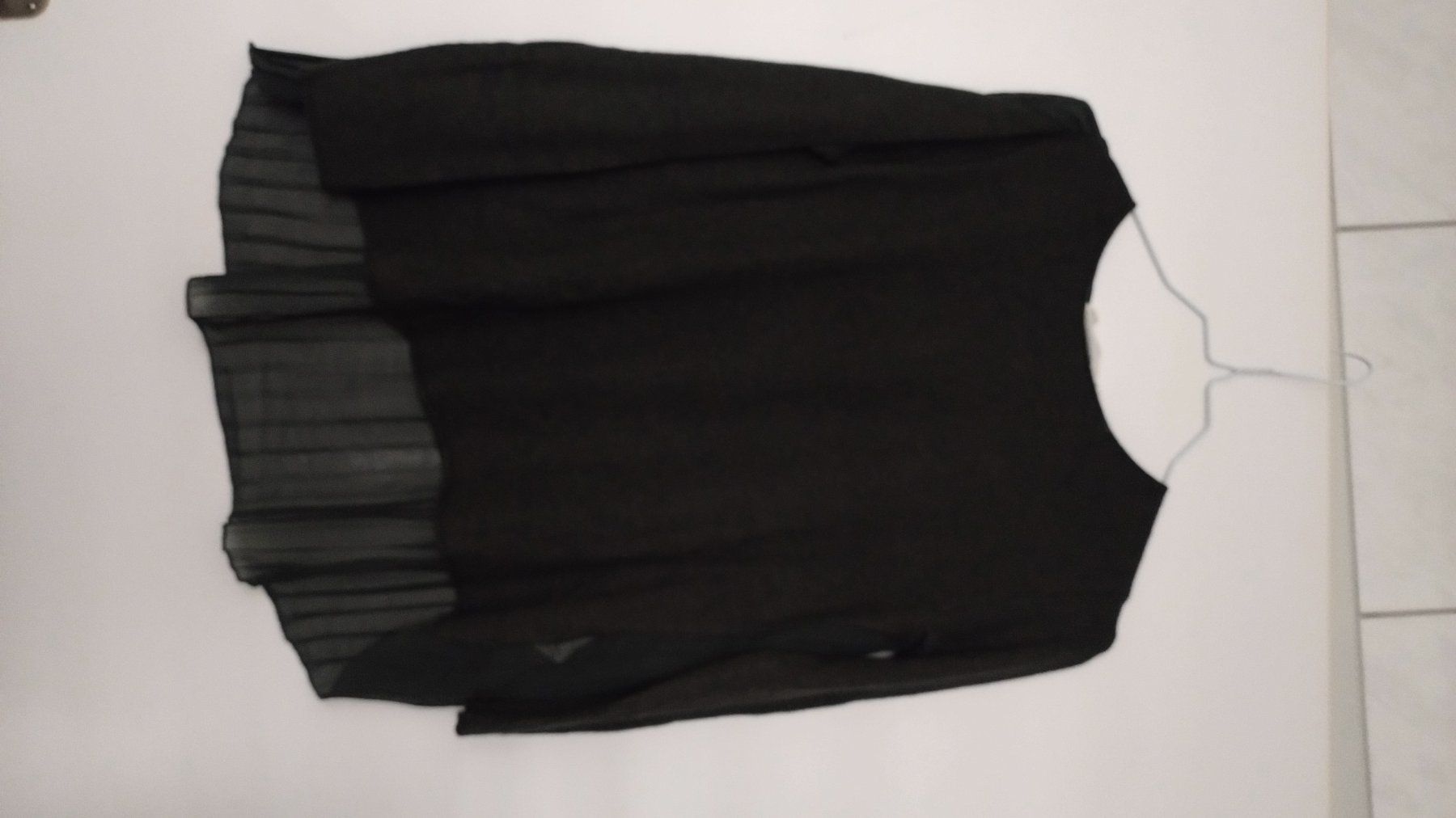 T-shirt: Leichtes feines Shirt, dunkeloliv grau – Usato da Frauenfeld venduto da Tropariana 1
