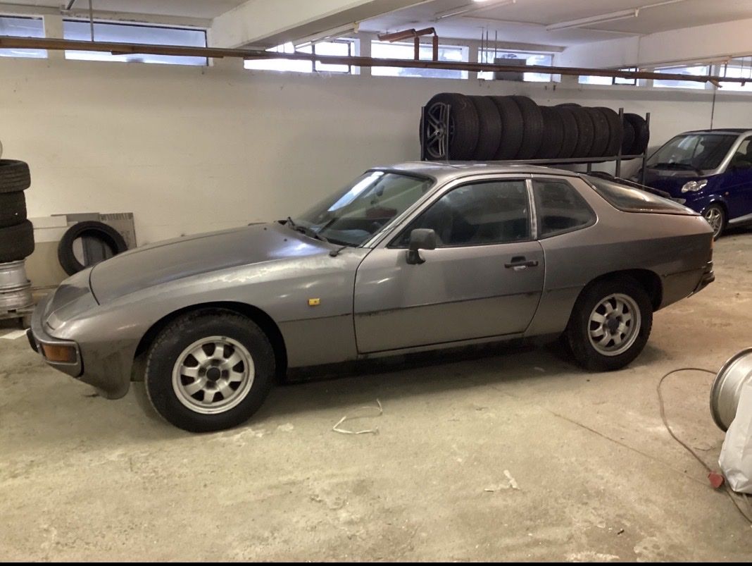 Porsche Automobili: Garagenfund Porsche 924 targa – Difettoso da Basadingen venduto da TNO.Zeus