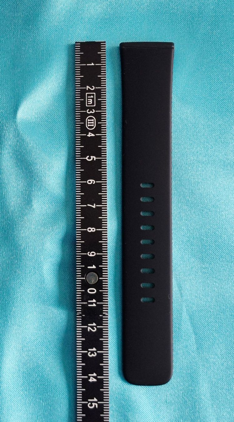 Fitbit Smartwatch: Fitbit Versa 4 Smartwatch – Usato da Gebenstorf venduto da GutGefunden 4