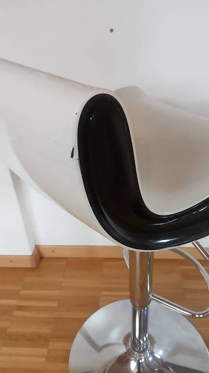 Tabourets: 2 Tabourets de bar design / 2 Design Barhocker – D'occasion à Dombresson par gui_x8rp 4