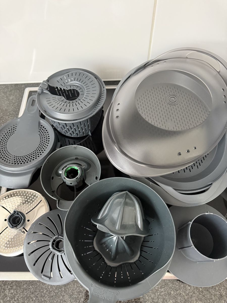 Thermomix Küchengeräte: Thermomix TM6 + Accessoires  – Gebraucht aus Belmont-Lausanne von Michelle_Srdr_ 2