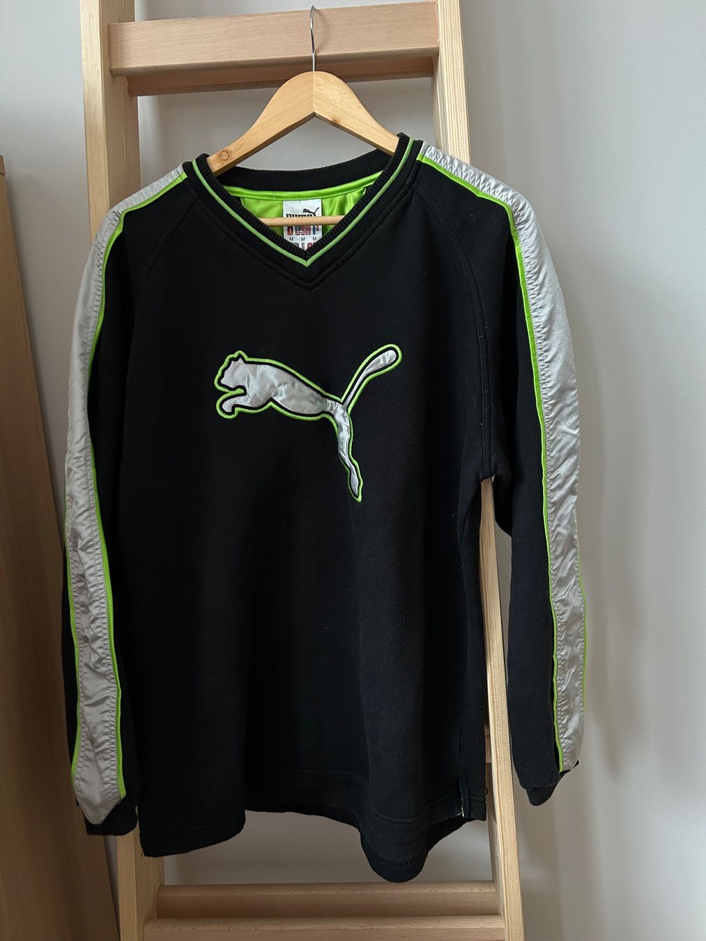 Puma Maglioni & Felpe: Vintage Puma Sweatshirt – Usato da Basel venduto da ell_6p98