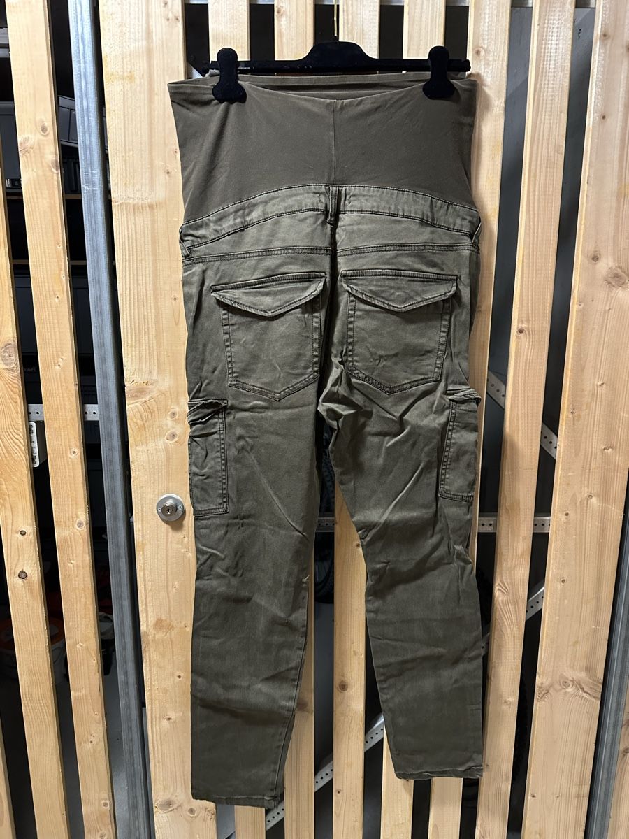 H&M Pantaloni: Umstandshose, H&M, Gr.46 – Usato da Uster venduto da staernli4 1