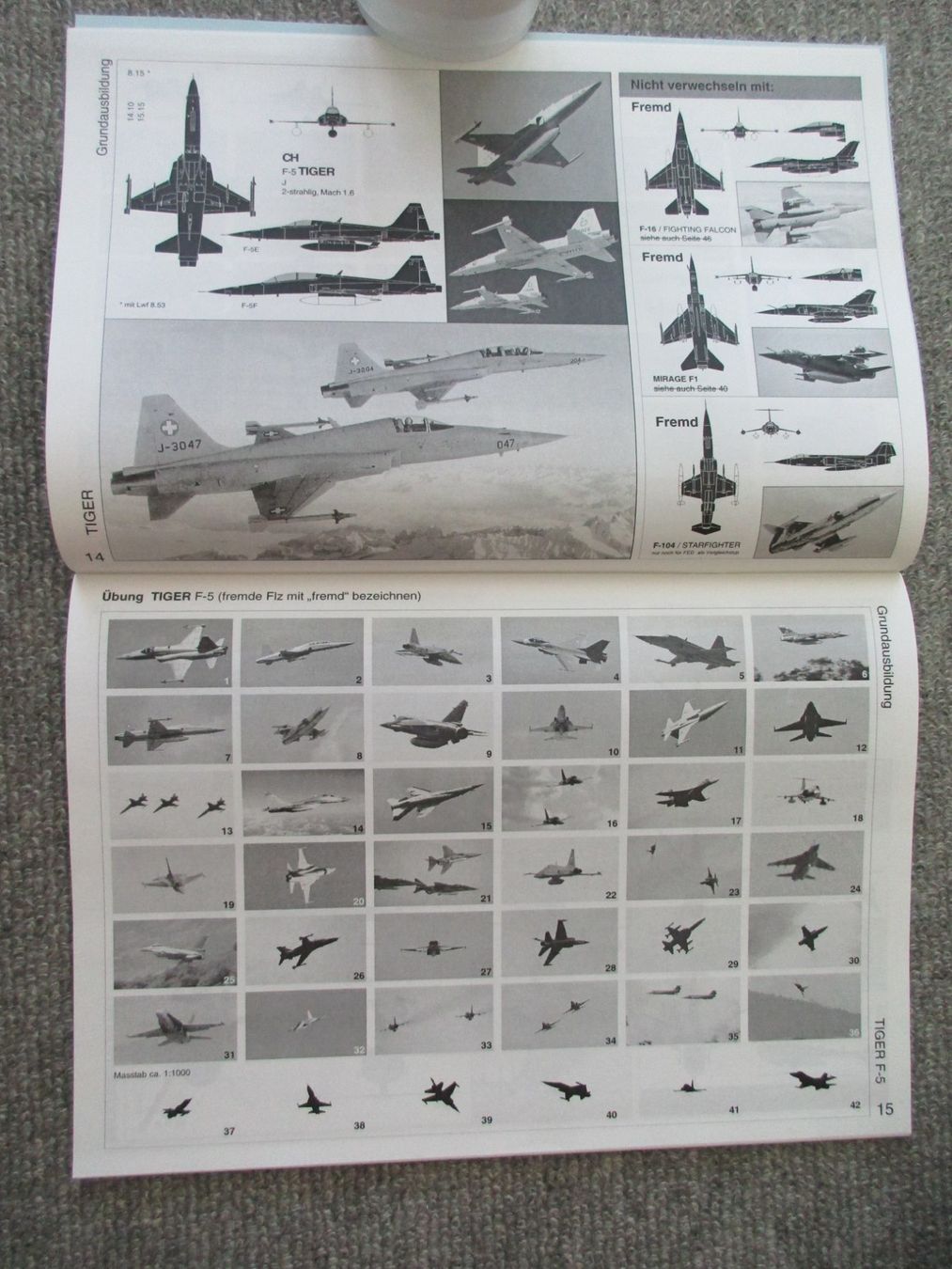 Libri: Reglement der Schweizer-Armee "FLUGZEUGERKENNUNG" Neuwertig – Usato da Schafisheim venduto da reno007 4