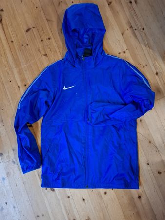 Nike leichte Jacke Jungen Gr. 147 158 Jahre blau