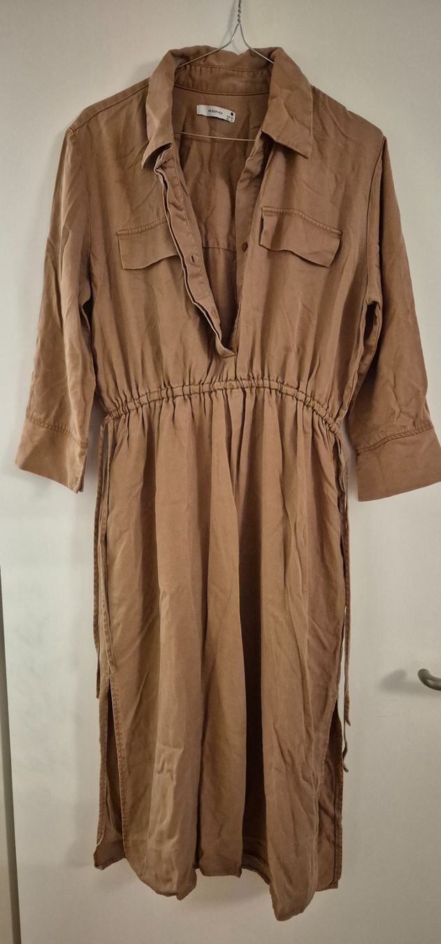 Kleider: Baumwoll-Satin-Kleid Gr.M – Neu (gemäss Beschreibung) aus Dübendorf von effi86