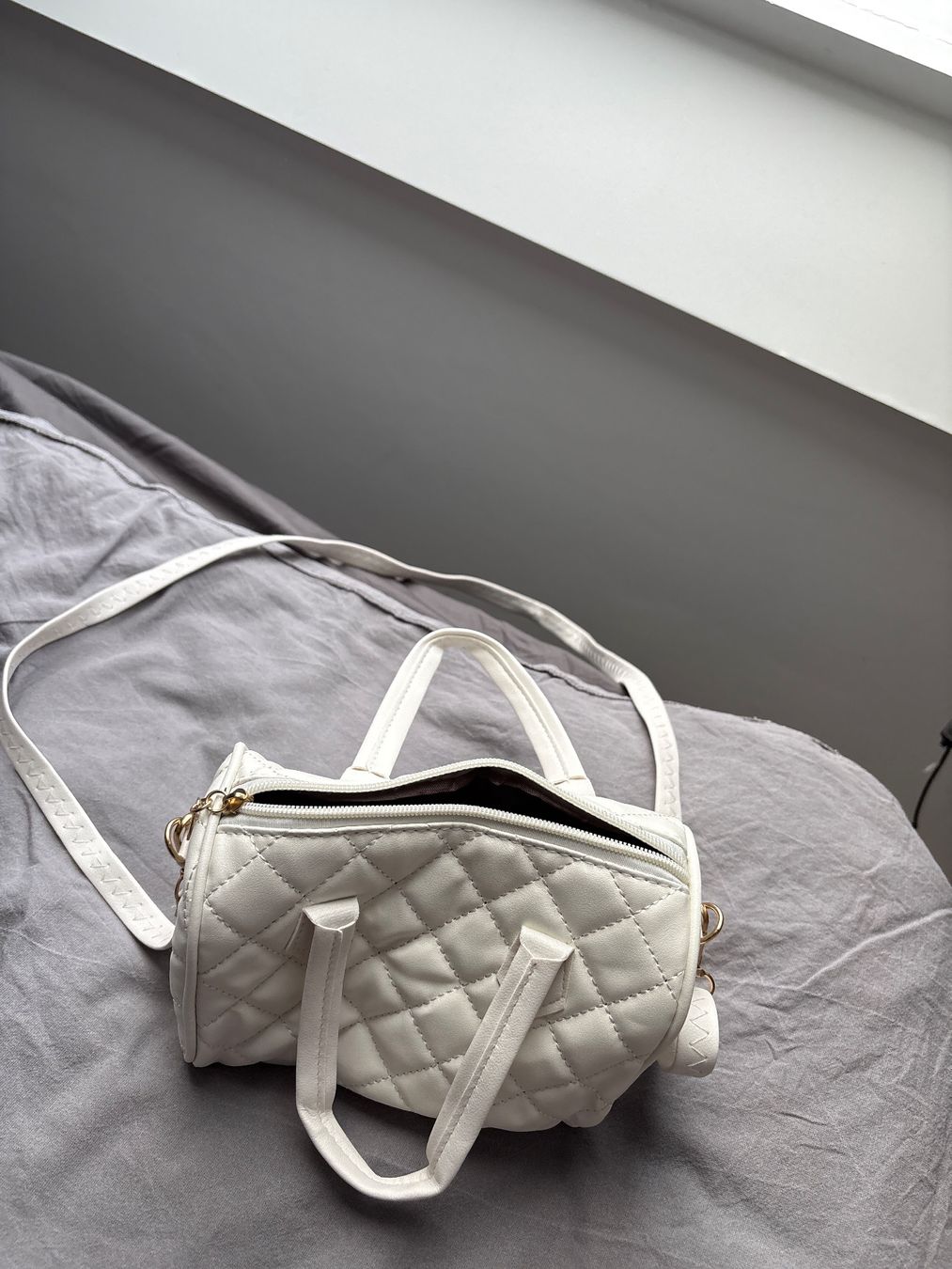 Shein Sacs femmes: Sac à main blanc – D'occasion à Nidau par hel_vwr6