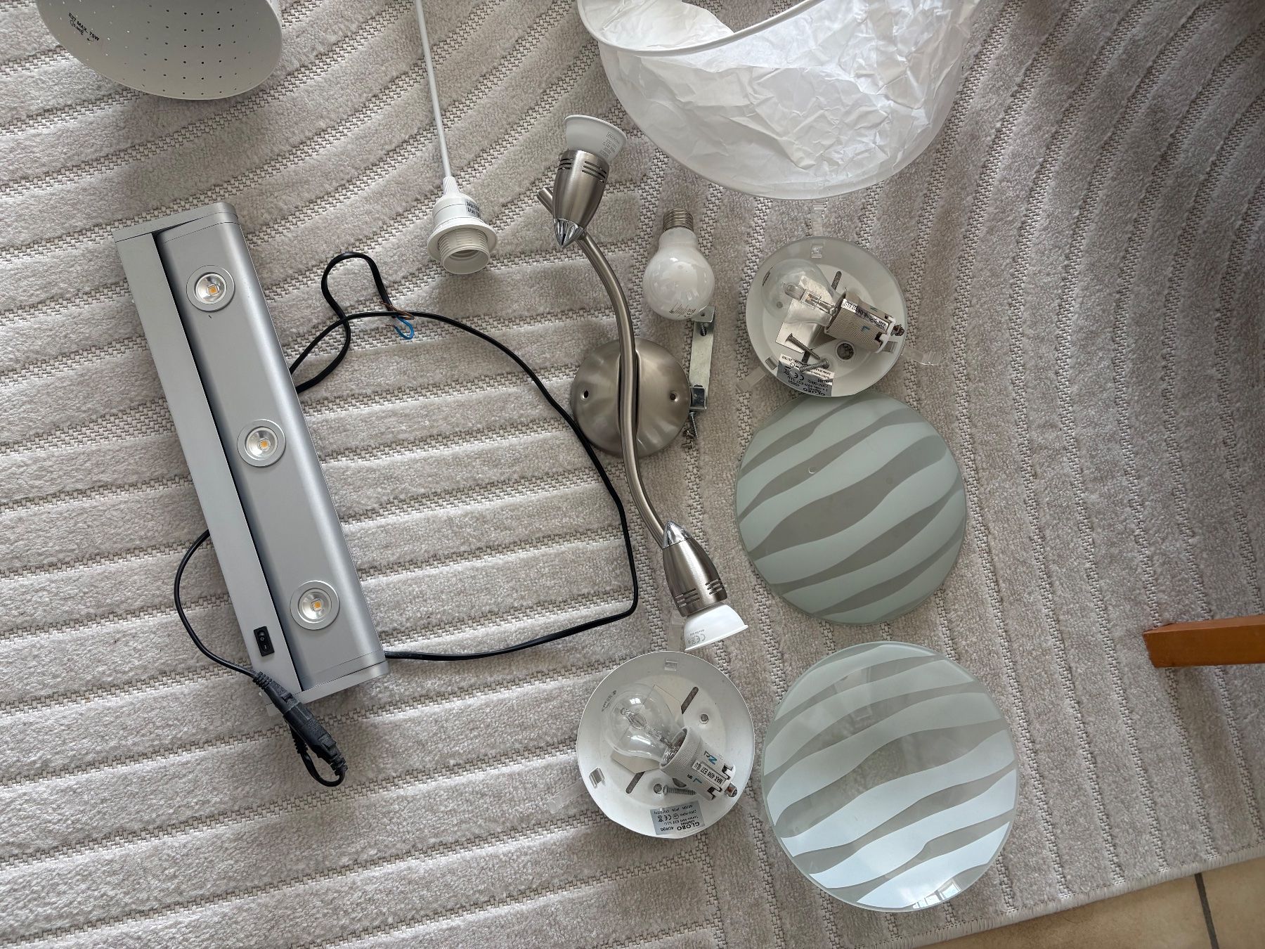 Lampade: Lampe de plafond moderne avec 2 x abat-jour – Usato da Matran venduto da ann_scf8 2
