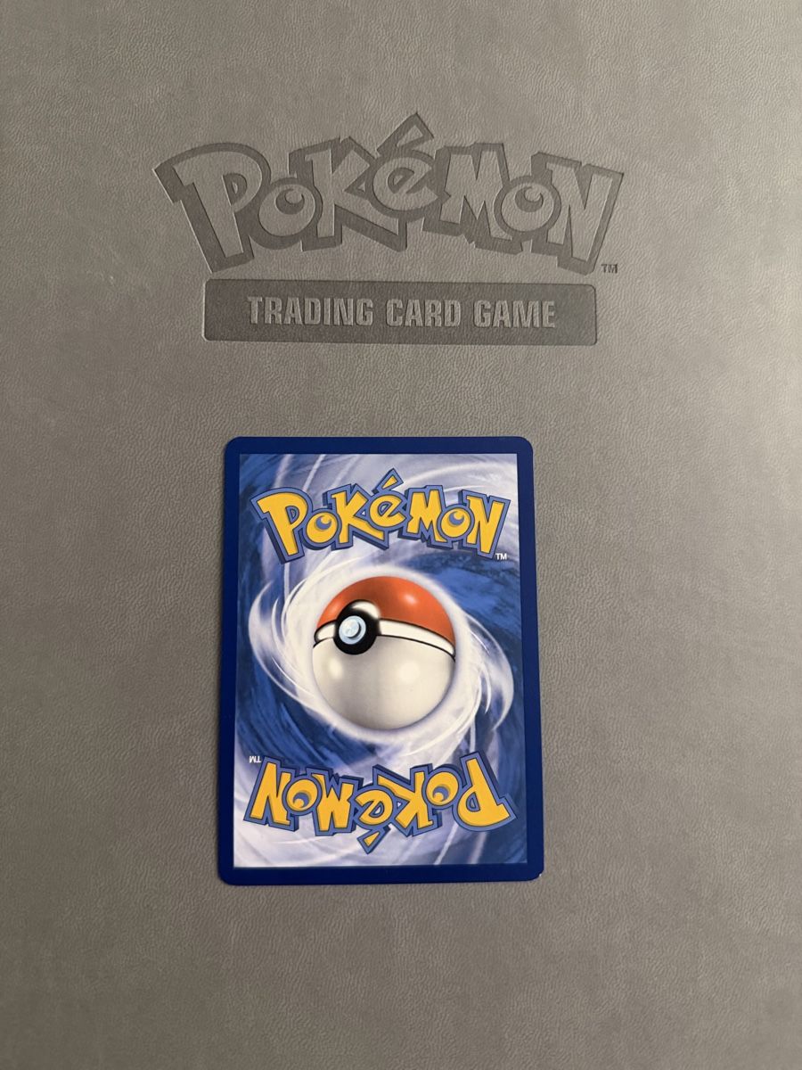 Pokémon Cartes à collectionner: Pikachu (SVP 027) – D'occasion à Biel/Bienne par SeeLoewe55 1