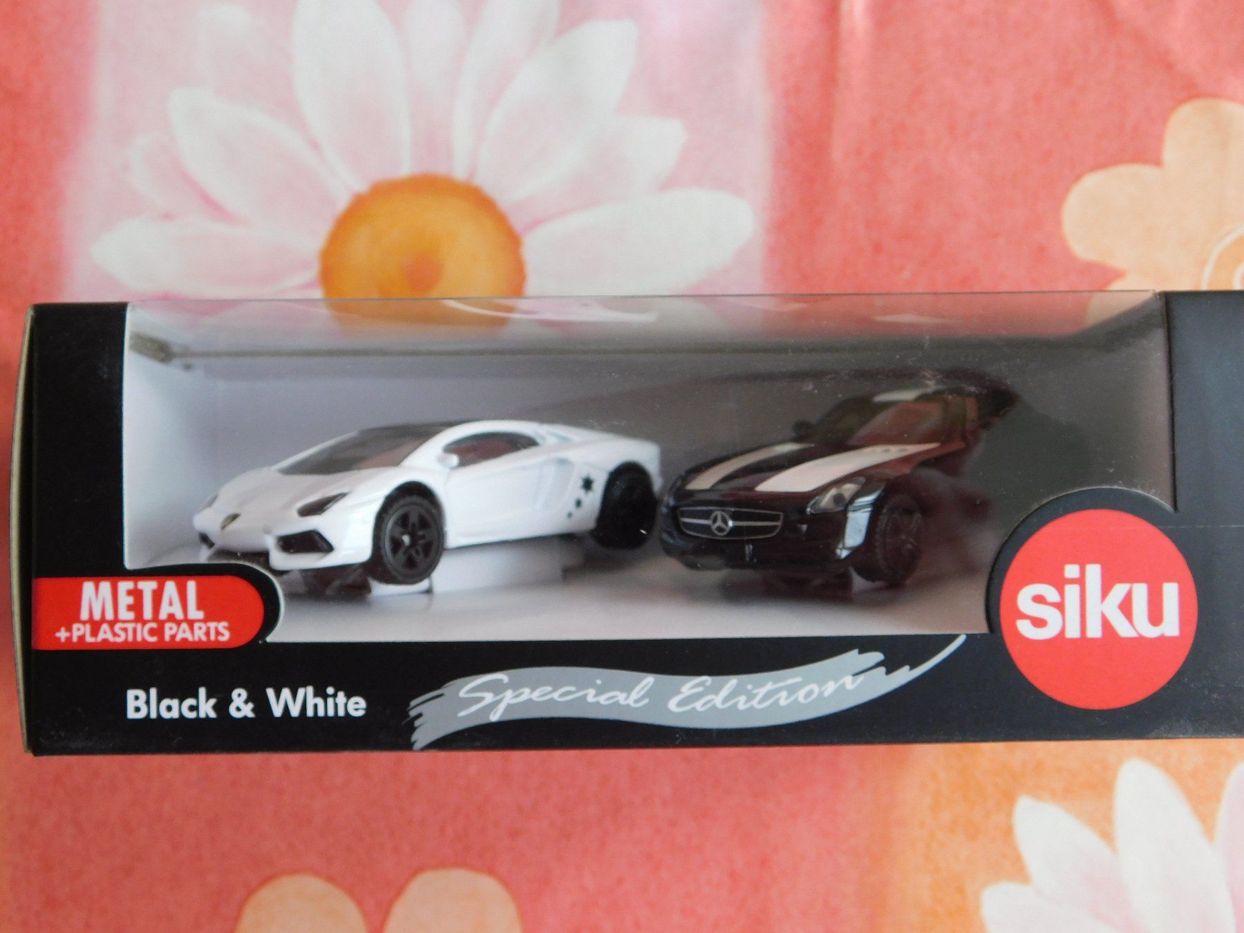 Siku Modellautos: Siku Sonderset Black und White 6308 – Neu (gemäss Beschreibung) aus Strengelbach von Wedi73