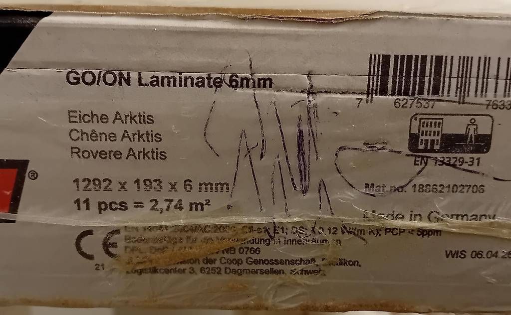 Bodenbeläge: Laminat Hellgrau Weissgrau 23m2 Preis pro m2 – Neu und originalverpackt aus St. Gallen von Umtausch01 3