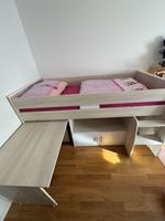 Hochbett mit integriertem Schreibtisch & Stauraum, Top!