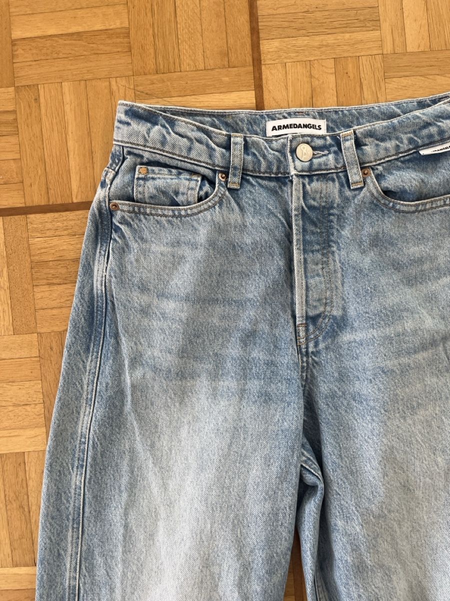 Armedangels Jeans: Armedangels - Baarly Barrel Jeans 27/32 – Usato da Unterseen venduto da BiancaNBozo 1