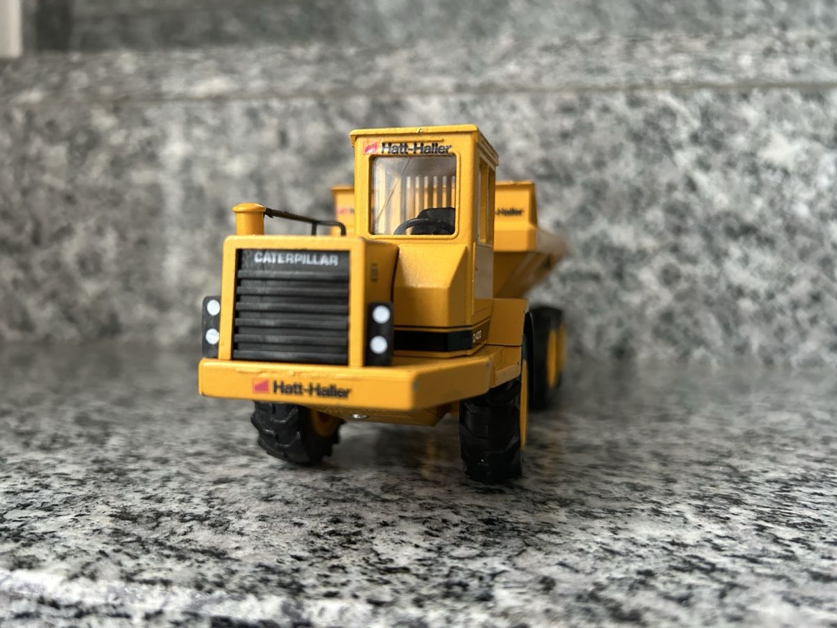 Conrad Kits de montage: Cat D400, 1:50 , Conrad – D'occasion à Horw par Tigercat635 1