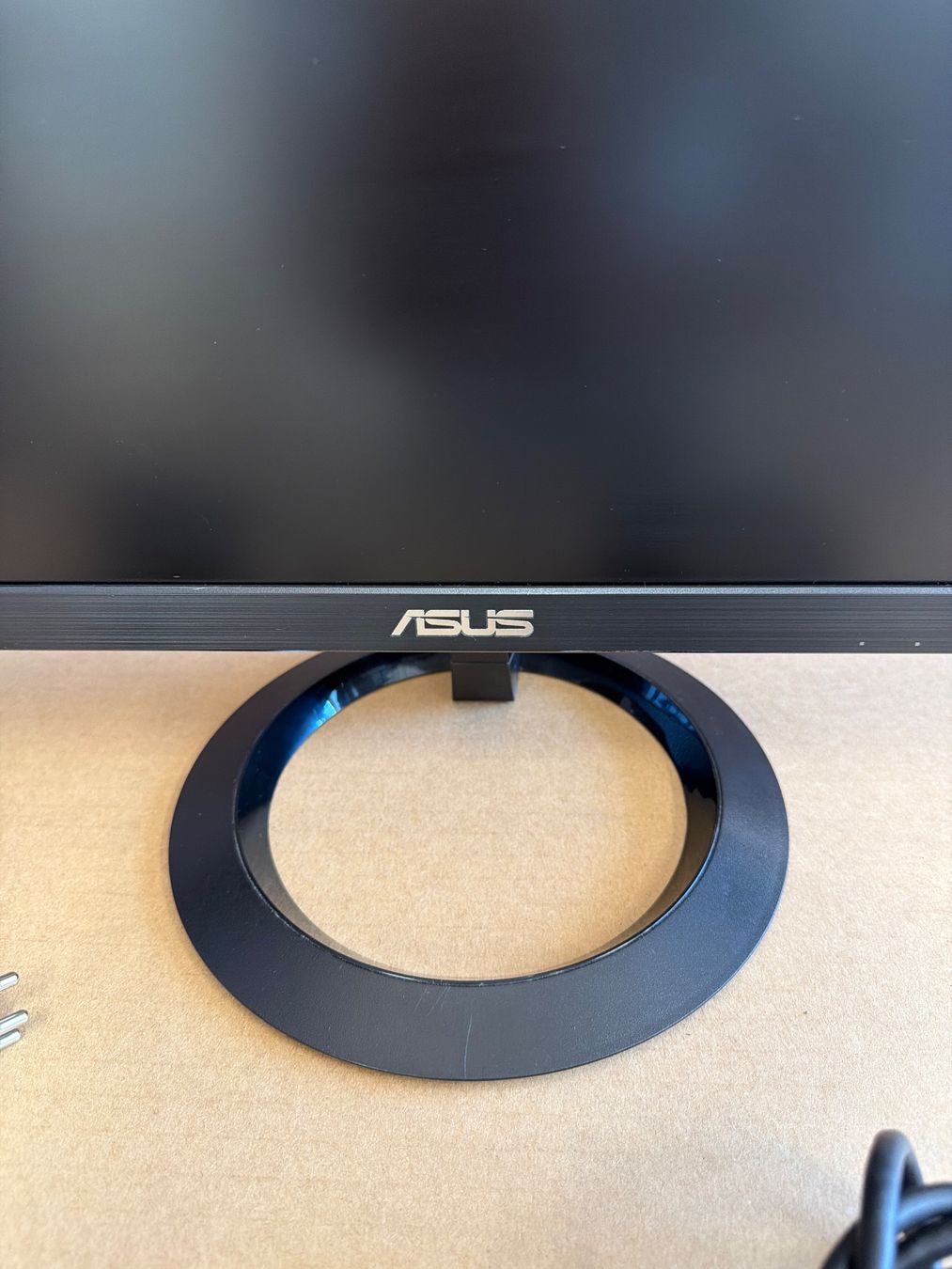 Asus Monitor: ASUS VZ229HE 21.5" Monitor – Usato da Dietlikon venduto da ComdatAG 2