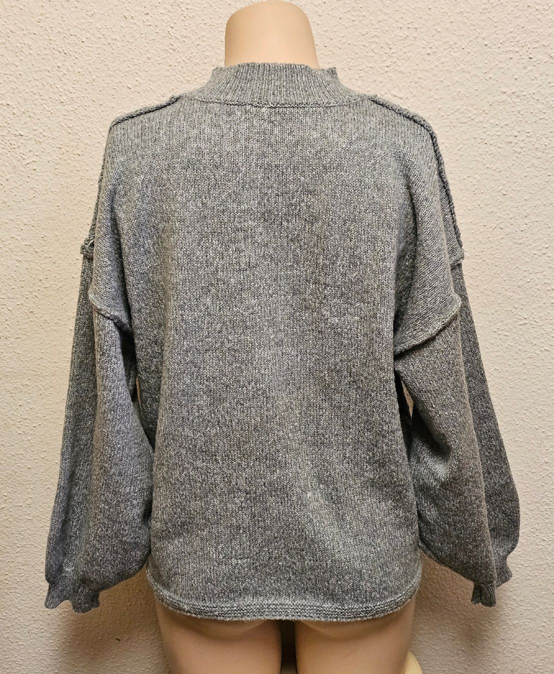 Maglioni & Felpe: Damen Pullover Grau Gr. M Weich & Bequem – Usato da Urdorf venduto da ole_mrp9 4