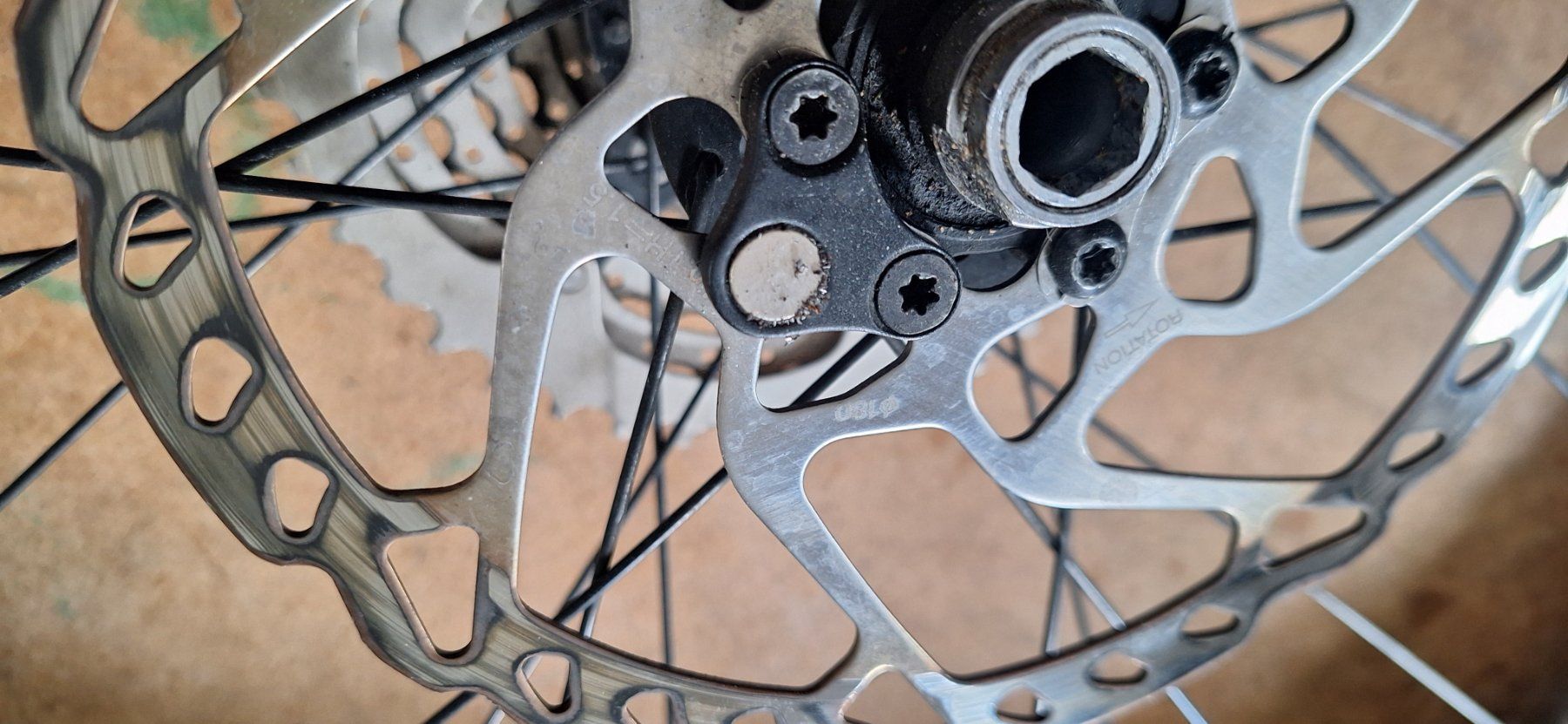 Specialized Pneumatici & Ruote complete: Hinterrad Stout  XC SL 29 Zoll – Usato da Bretzwil venduto da Godi0 2