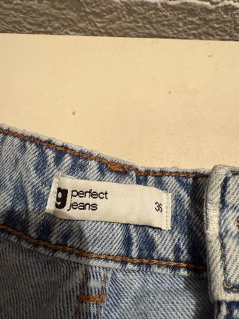 Perfect Jeans Gr. 36 Damen Jeans hell Sommerjeans Top