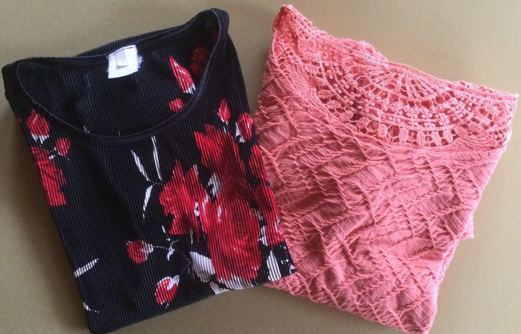 C&A Camicette: Zwei schöne Damen Blusen Grösse L – Usato da Ulisbach venduto da sasha6