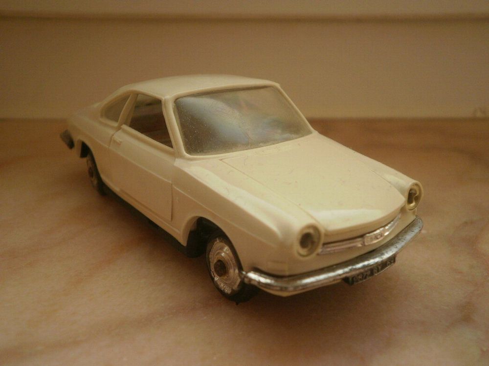 Norev Ancien - Simca 1000 Coupé Vert Clair N°73 - 1/43 - Sans Boîte - France