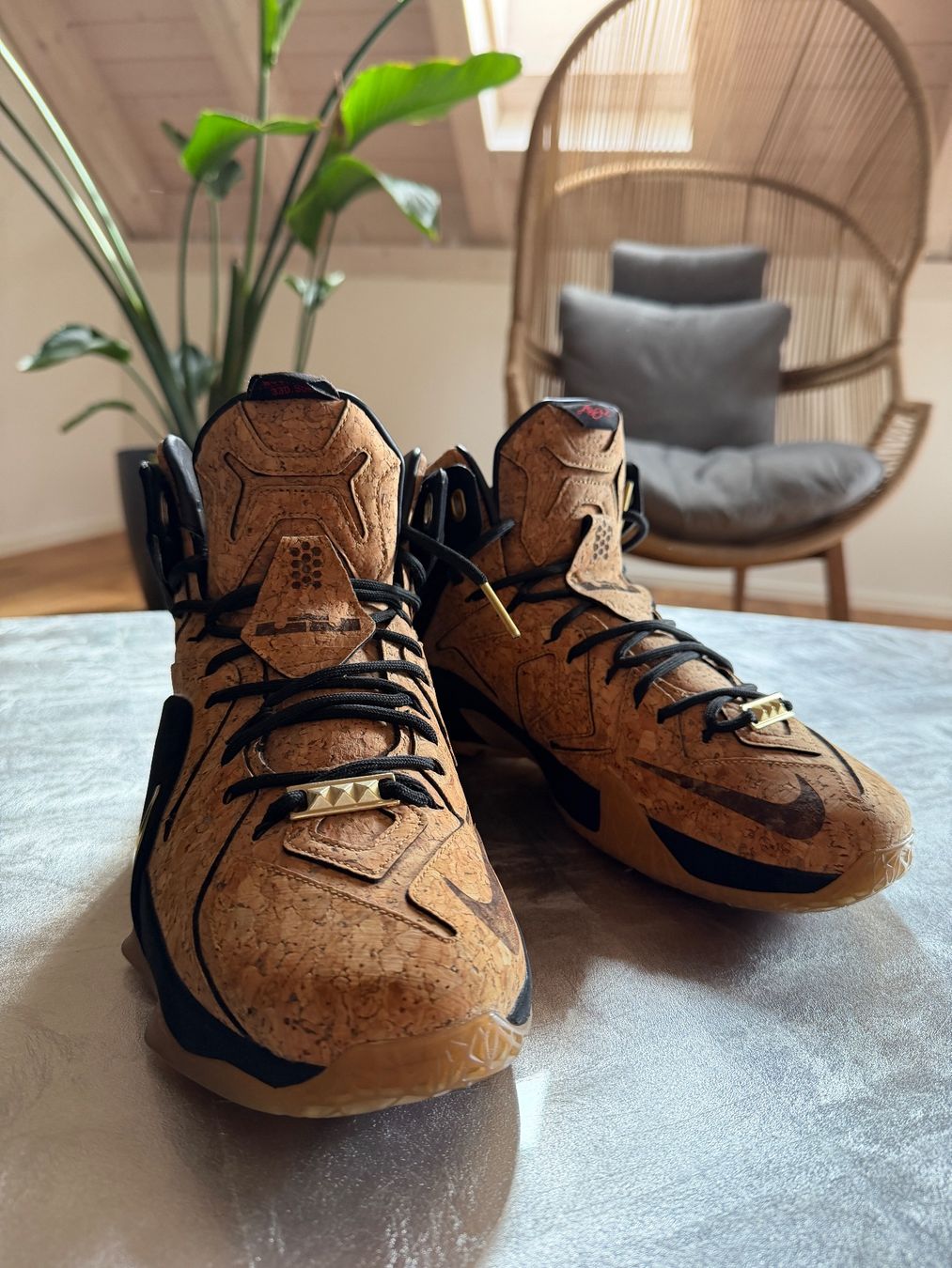 Nike Scarpe da uomo: Nike LeBron 12 EXT Cork – Nuovo (secondo la descrizione) da Schaffhausen venduto da schatzkiste69 2
