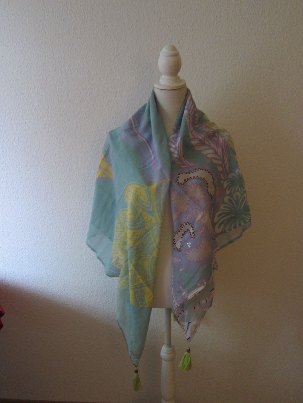 Foulard & Sciarpe: Dreieckschal Duet – Usato da Zürich venduto da Italia58
