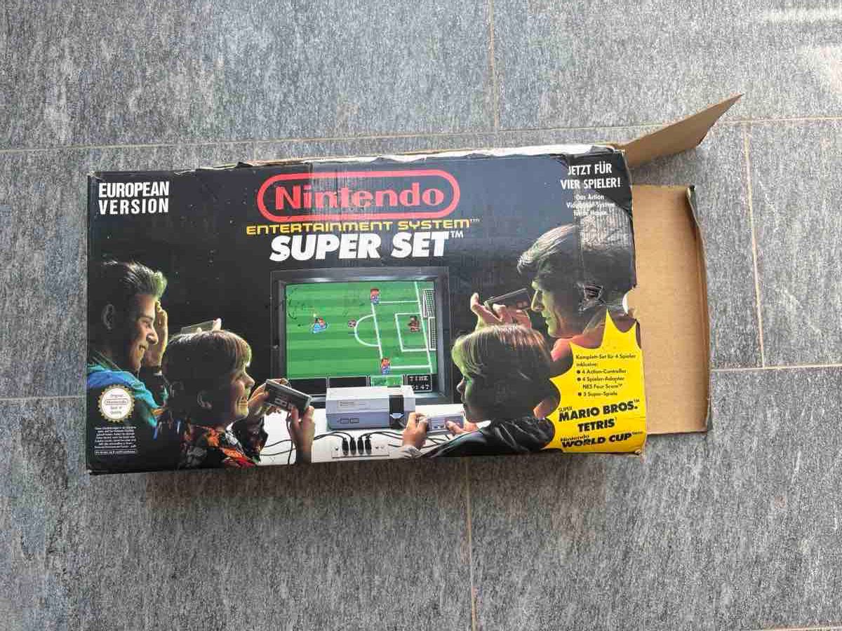 Nintendo Konsolen: Nintendo Super Set European Version mit Spielen – Gebraucht aus Eggenwil von alecato