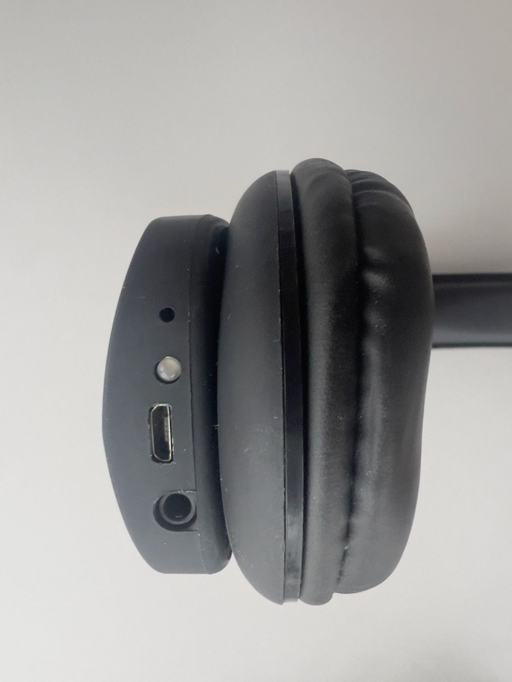 Kopfhörer: KOMC Bluetooth Headset – Top Zustand, mit Anleitung, super e – Gebraucht aus Richterswil von Krouvine 3