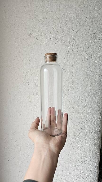 Flaschenöffner & -verschlüsse: Deko/Strohhalm Korkendeckel-Flasche – Gebraucht aus Basel von spo_9r87