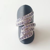 Funkelnder Silberring 925 mit lila Zirkonia Steinen, 17.2mm