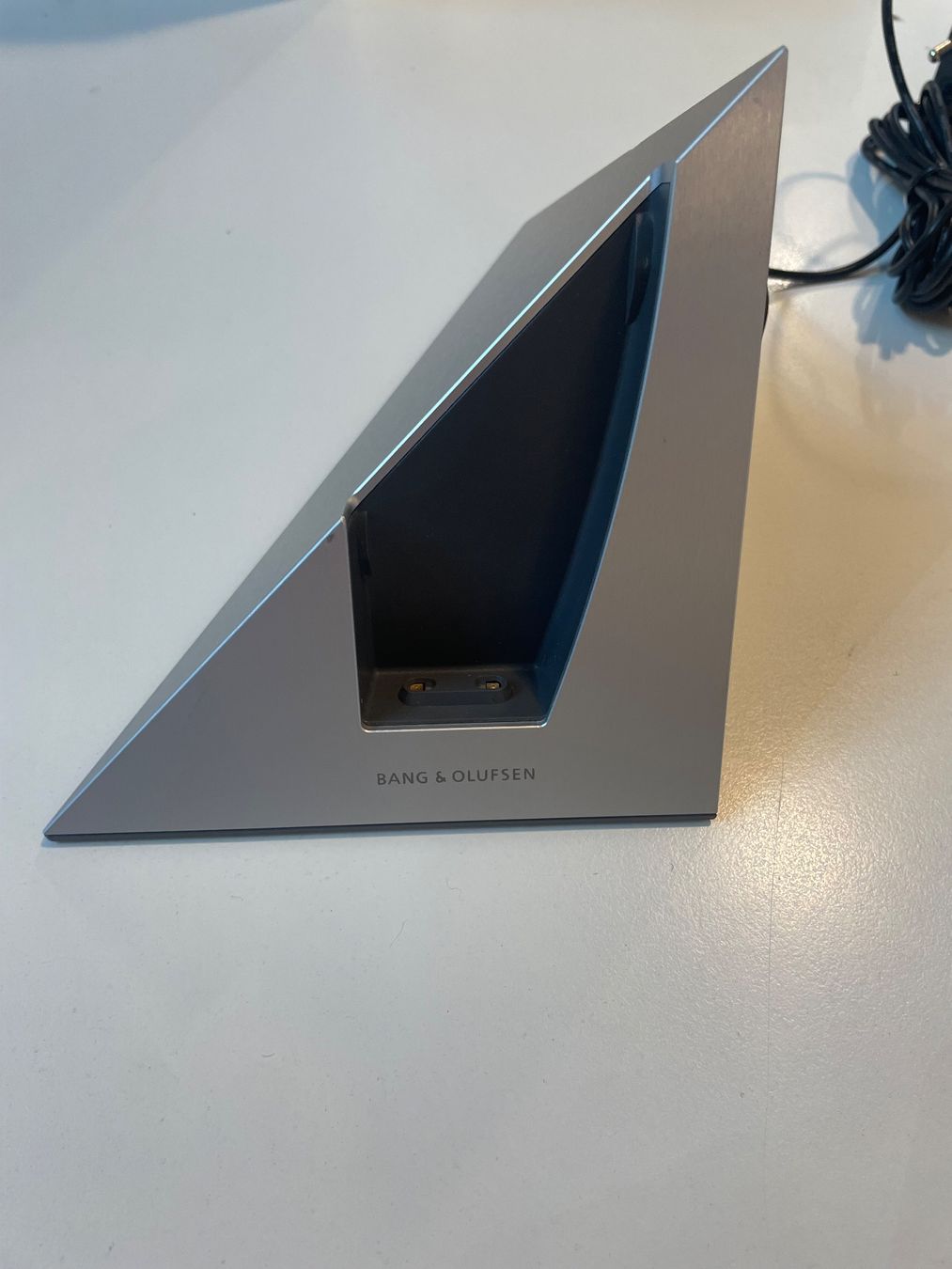 Ladegeräte: Table charger BeoCom 6000 – Gebraucht aus Sion von Bang-OlufsenSion