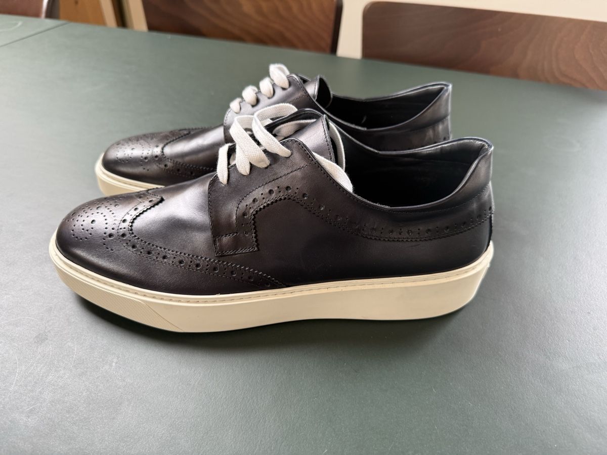 Chaussures hommes: Leder Sneaker - Gr. 46 – Neuf avec emballage d'origine à Zürich par fluzue 1