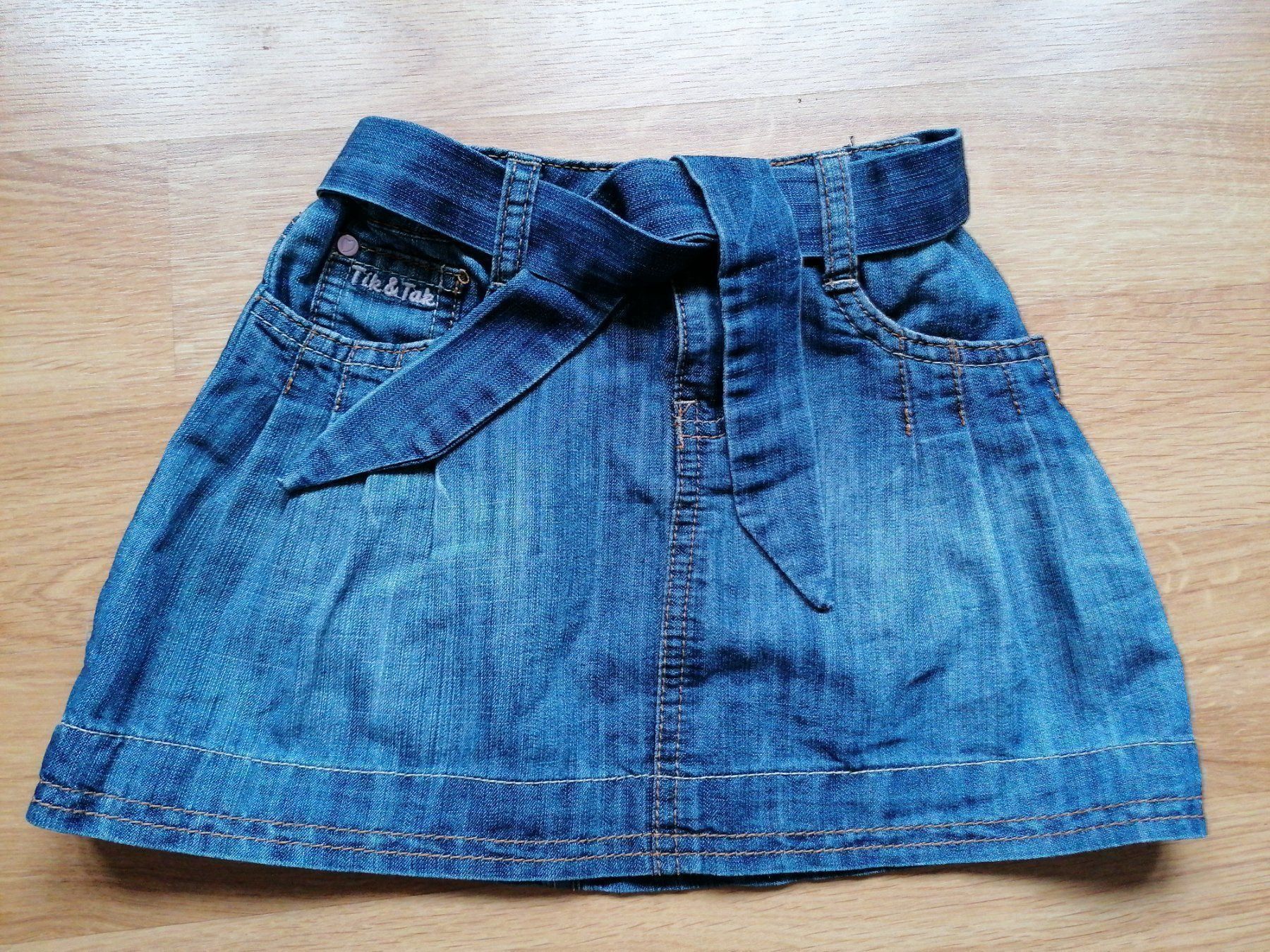 Kleider & Röcke: Jupe Gr 98 Jeans – Gebraucht aus Büttikon AG von Amineah